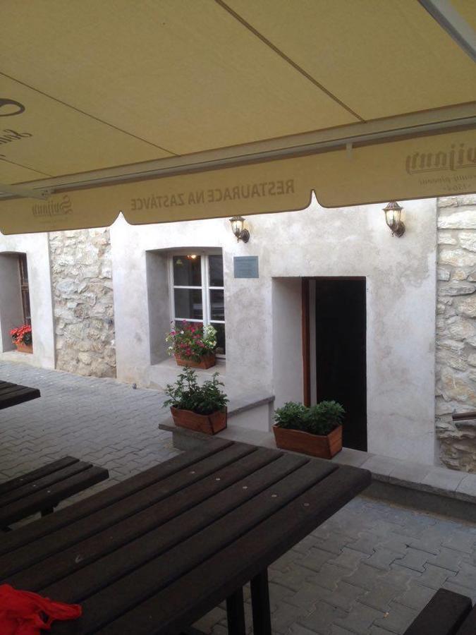 Penzion Na Zastavce Cesky Sternberk Buitenkant foto